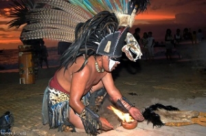 El ritual de los aztecas presente en el Malecón de Puerto Vallarta